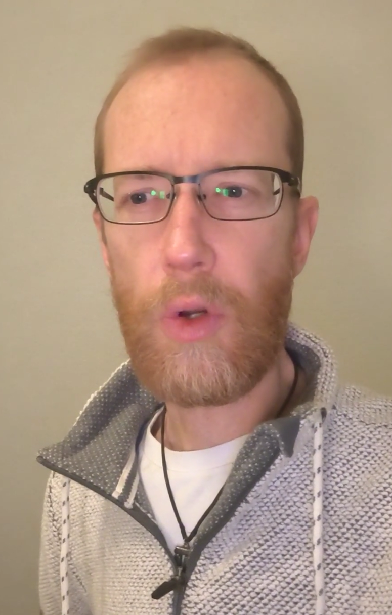Alt image